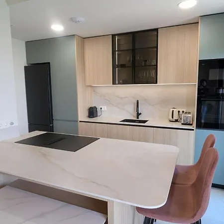 Alo Lazaga V&p Casita Apartman Estepona